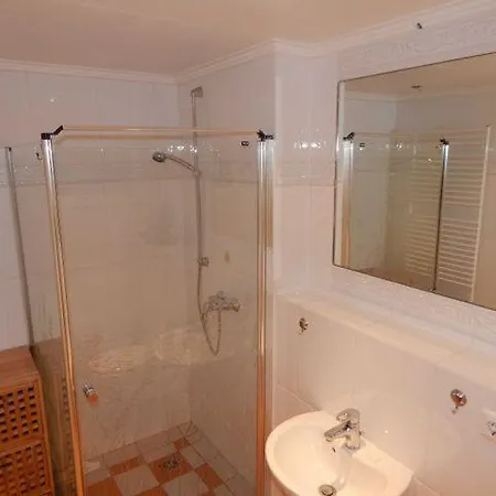 Haus Smeelwai 21 Holiday home Westerland